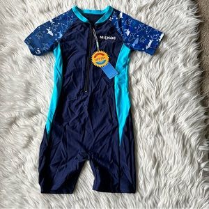 MIENQE BOYS Swimsuit Size L NWT